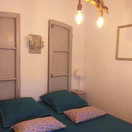 Appartement Au Coeur Du Perigord Villereal Екстер'єр фото